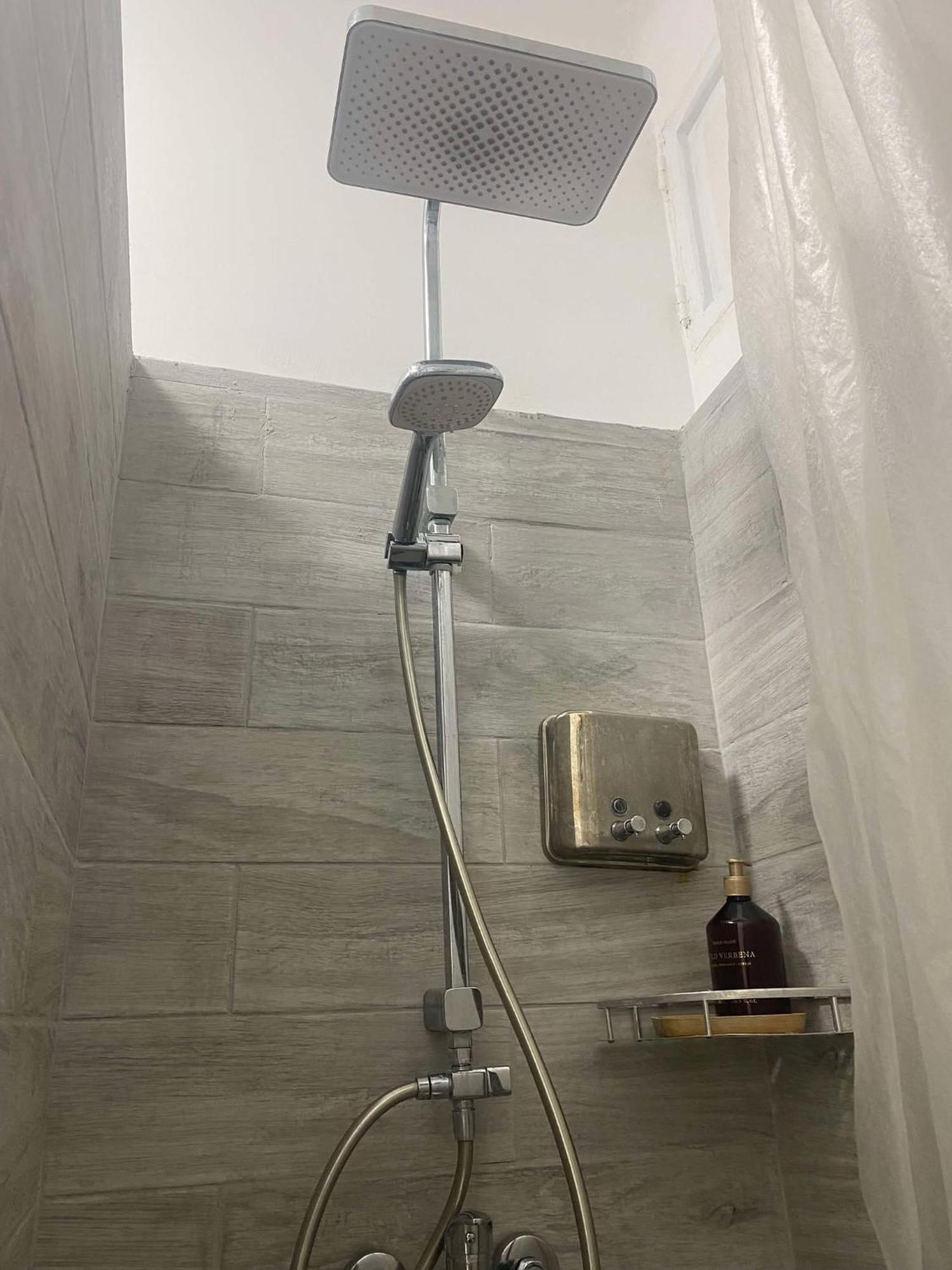 Ferienwohnung Joli T2 Refait A Neuf, Lumineux Et Accessible Marseilles Exterior foto