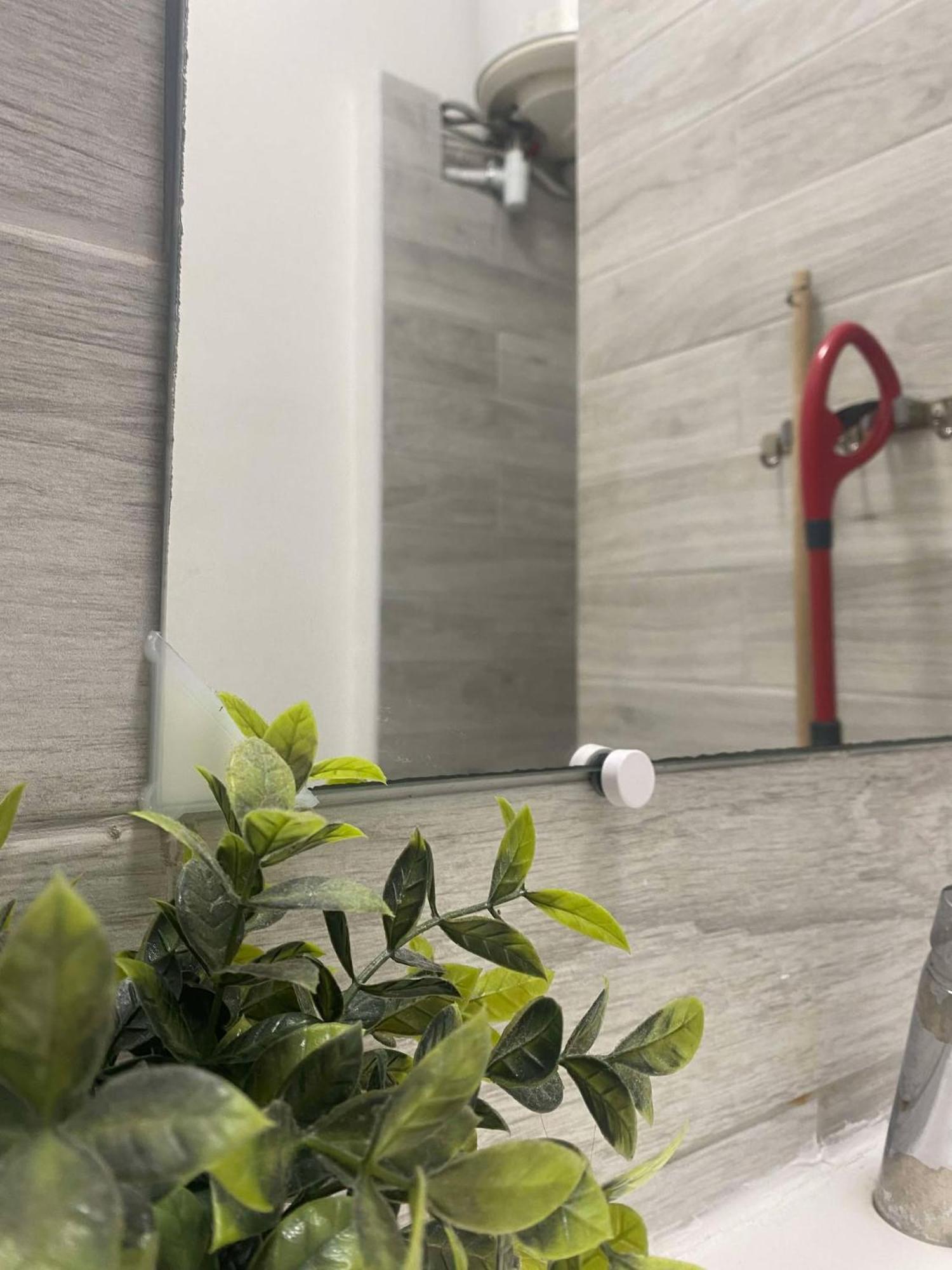 Ferienwohnung Joli T2 Refait A Neuf, Lumineux Et Accessible Marseilles Exterior foto
