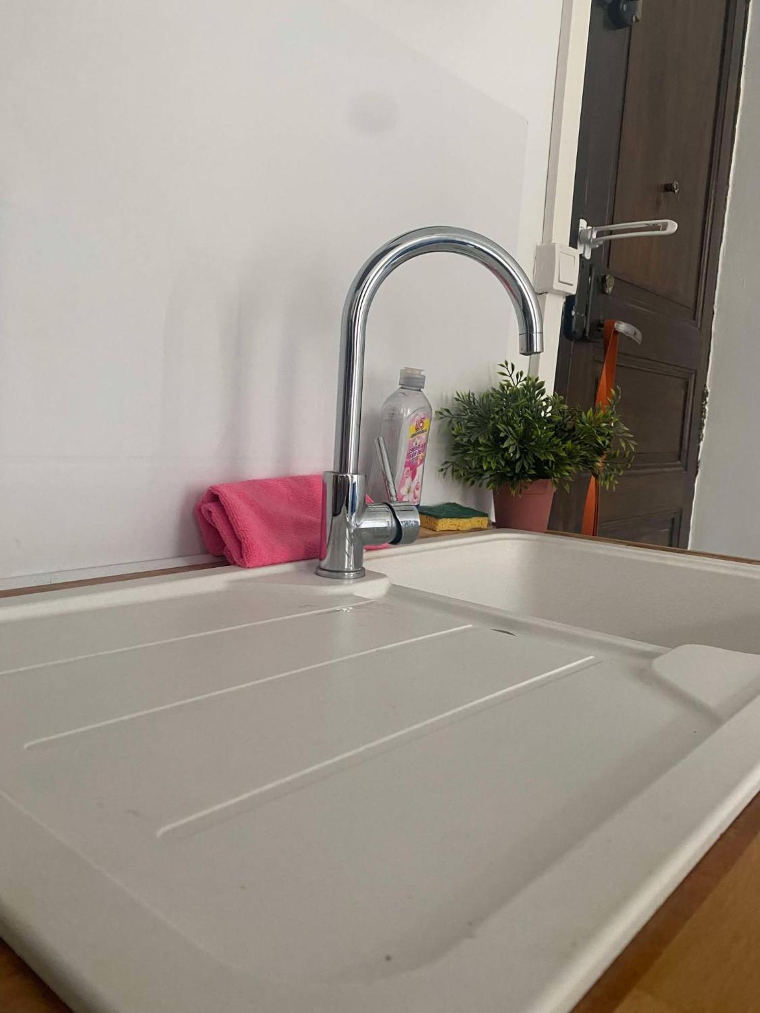 Ferienwohnung Joli T2 Refait A Neuf, Lumineux Et Accessible Marseilles Exterior foto
